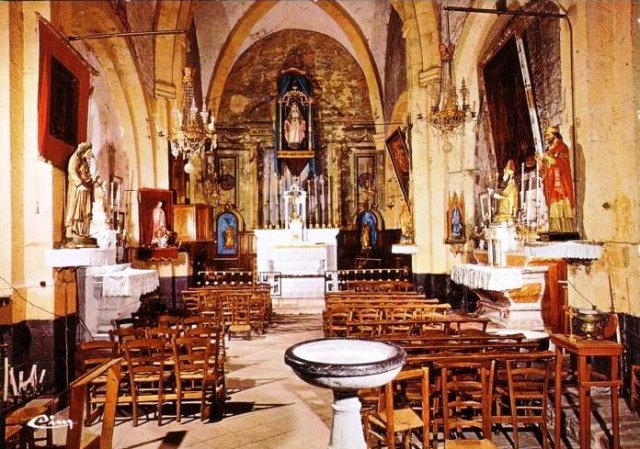 Intérieur de la chapelle d'Evenos